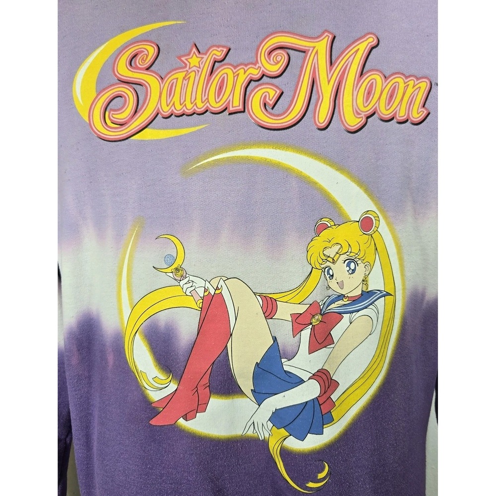 Sailor Moon Sweatshirt Womens M Purple Ombre Graphic Print Long‎ Sleeve Anime